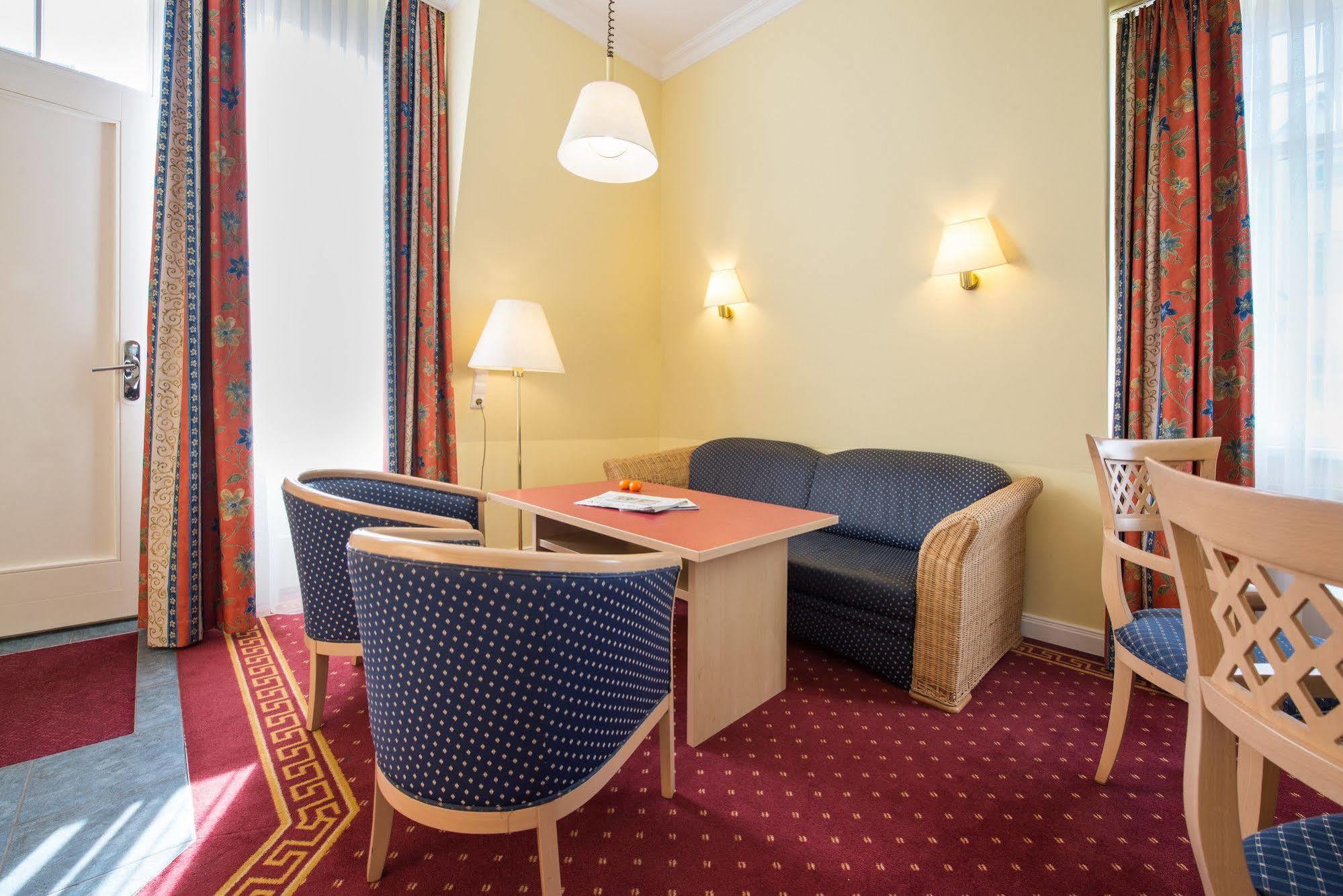 Aparthotel Kuehlungsborn, Villa Am Konzertgarten Экстерьер фото