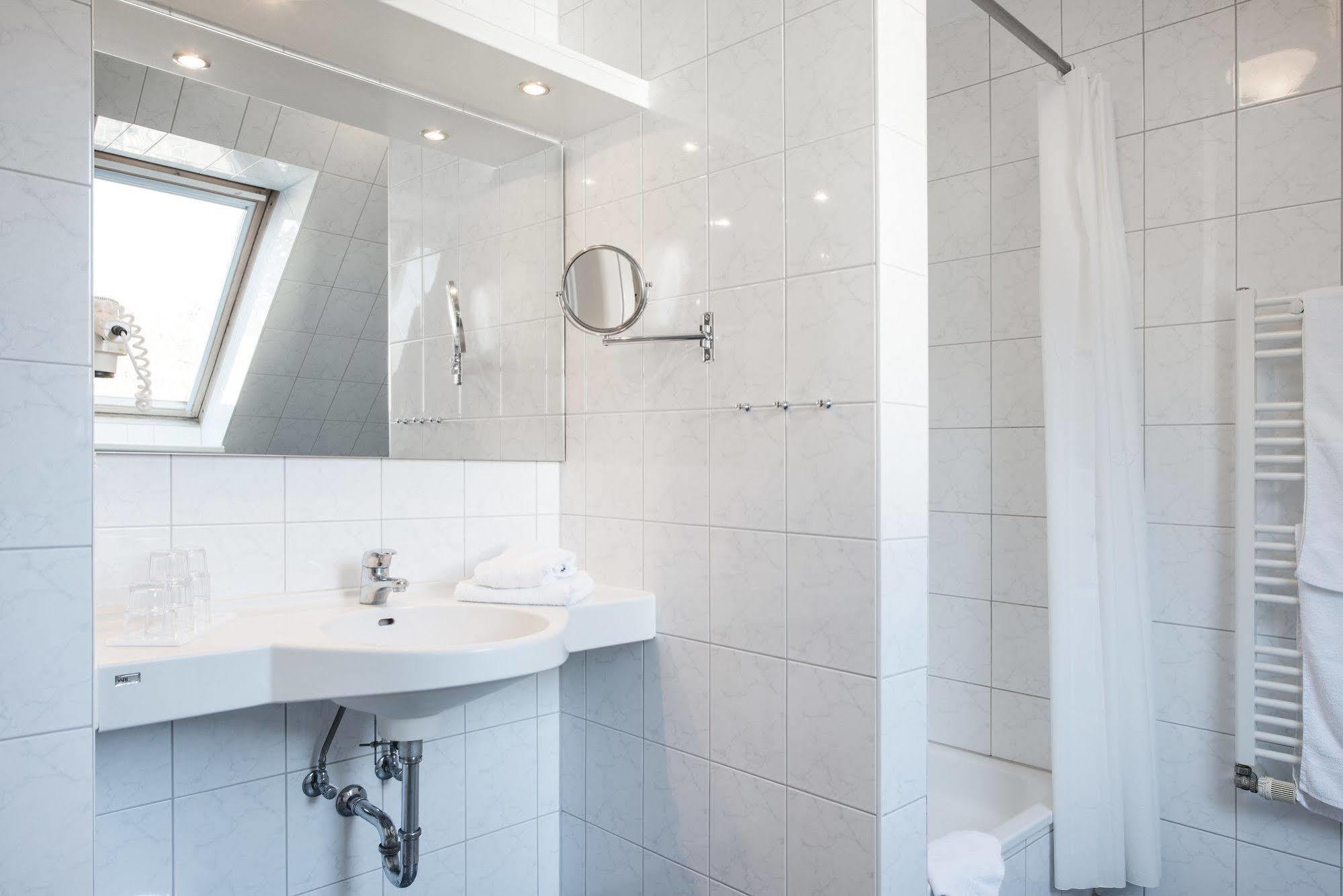 Aparthotel Kuehlungsborn, Villa Am Konzertgarten Экстерьер фото