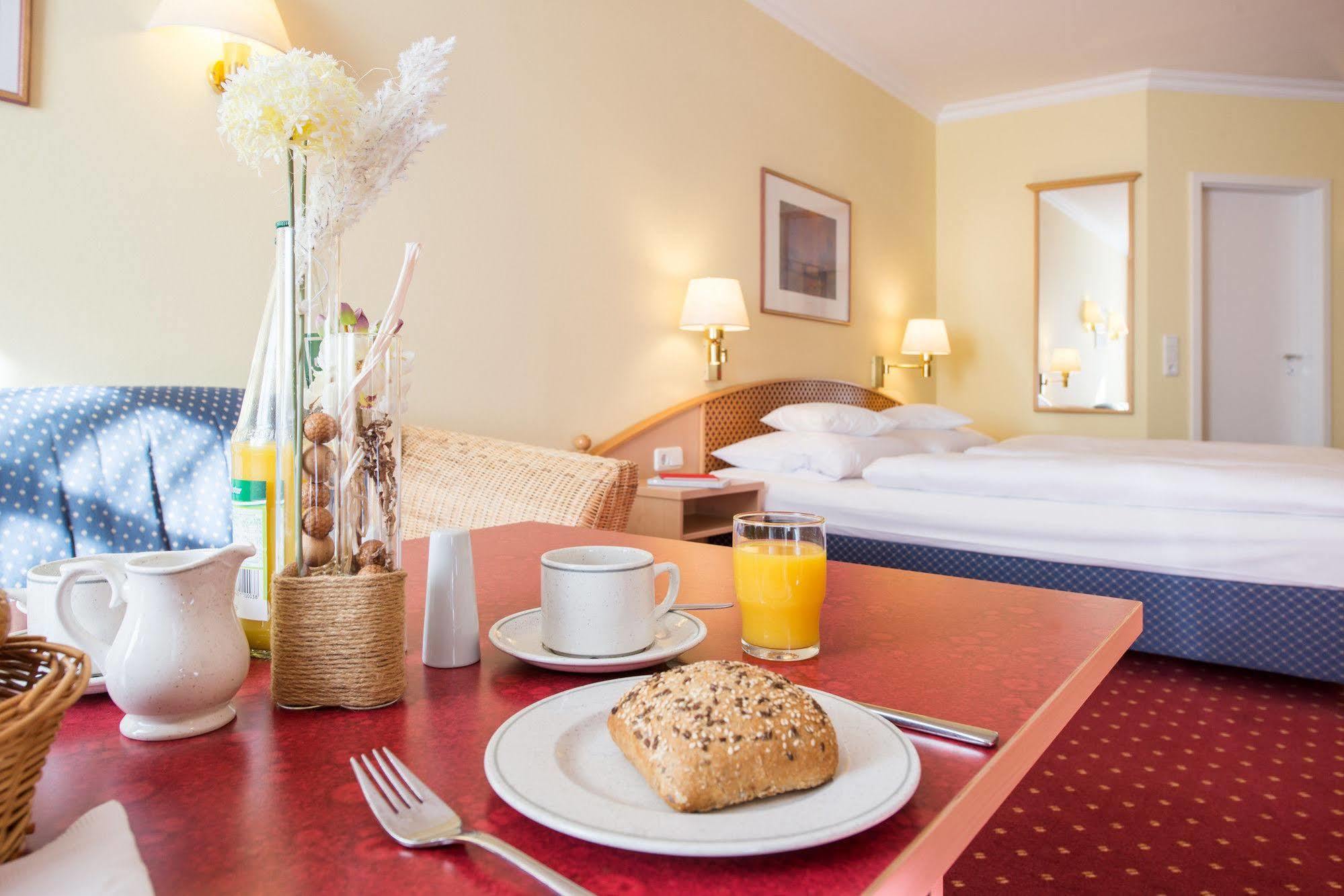 Aparthotel Kuehlungsborn, Villa Am Konzertgarten Экстерьер фото