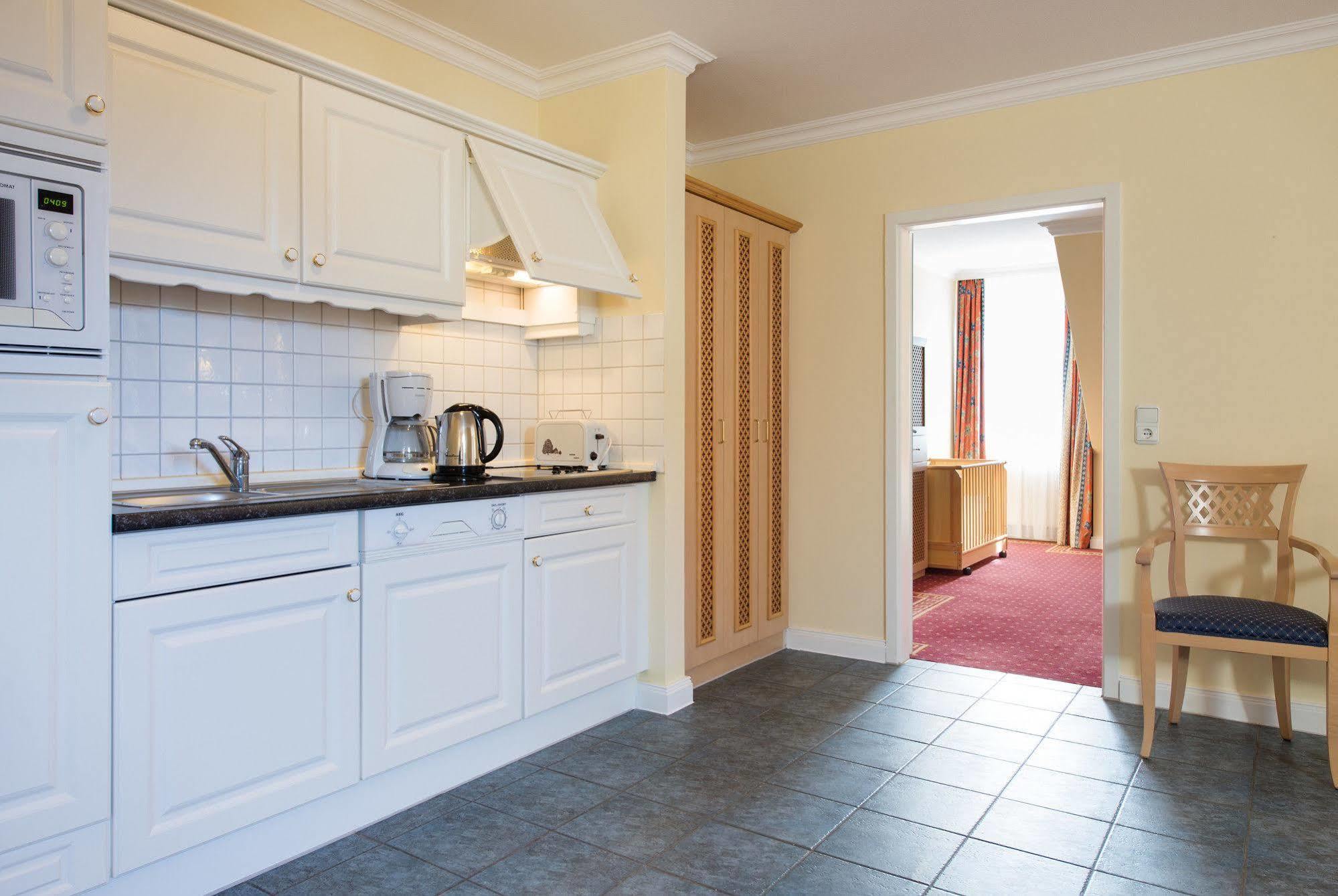 Aparthotel Kuehlungsborn, Villa Am Konzertgarten Экстерьер фото